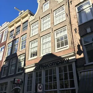 Nine Streets Bed and breakfast